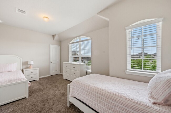 Building Photo - 17606 Virlogeux Ln