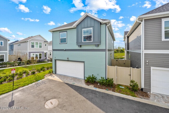 Building Photo - 11301 Barrier Beach Pl