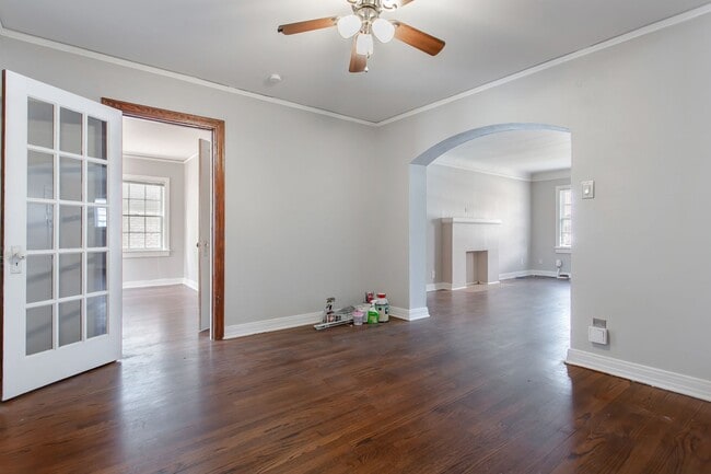 Building Photo - 2 Bedroom, 1 Bath near Lower Greenville