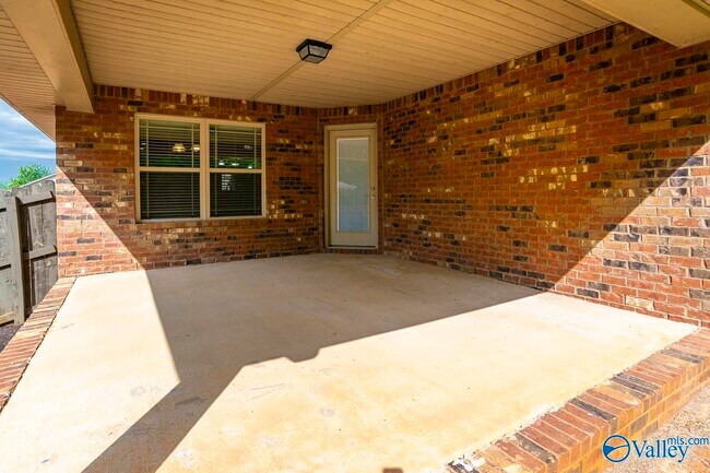 Building Photo - 29788 NW Crockett Run Ln
