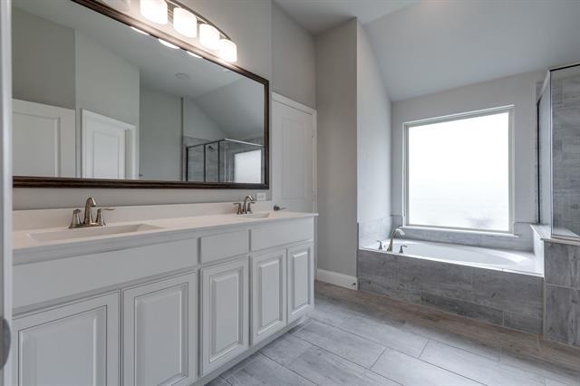 Building Photo - 3521 Camden Dr