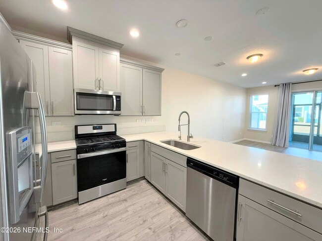 Building Photo - 247 Pine Bluff Dr