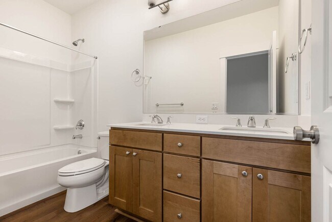 Building Photo - Newer Construction in Avenwood | 5BR Home Near Sammamish Commons