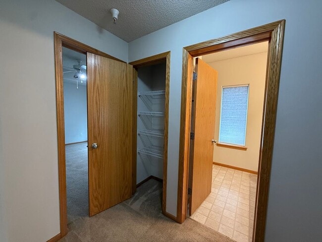 Building Photo - $1,300| 2 Bedroom, 1 Bathroom Condo | No P...