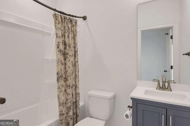 Building Photo - 2050 Bolton Rd NW