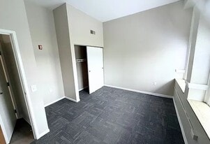 Building Photo - Affordable, Spacious Living at Flyers Landing, Fairborn