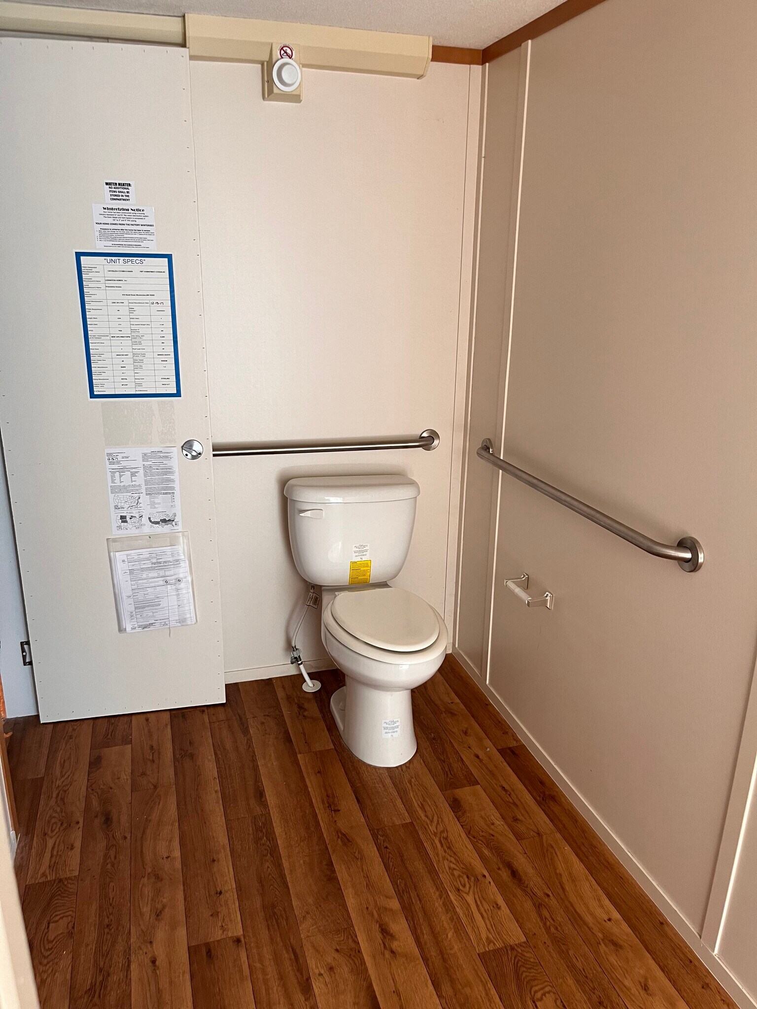 Building Photo - 52 Meadowview Ln