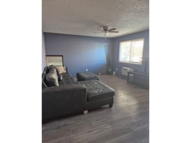 Building Photo - Condo