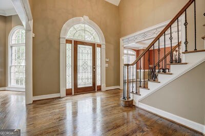 Building Photo - 9485 Nesbit Lakes Dr