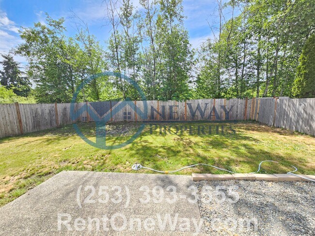 Building Photo - 15410 87th Ave E