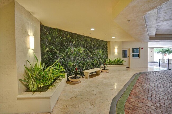 Building Photo - 99 SE Mizner Blvd