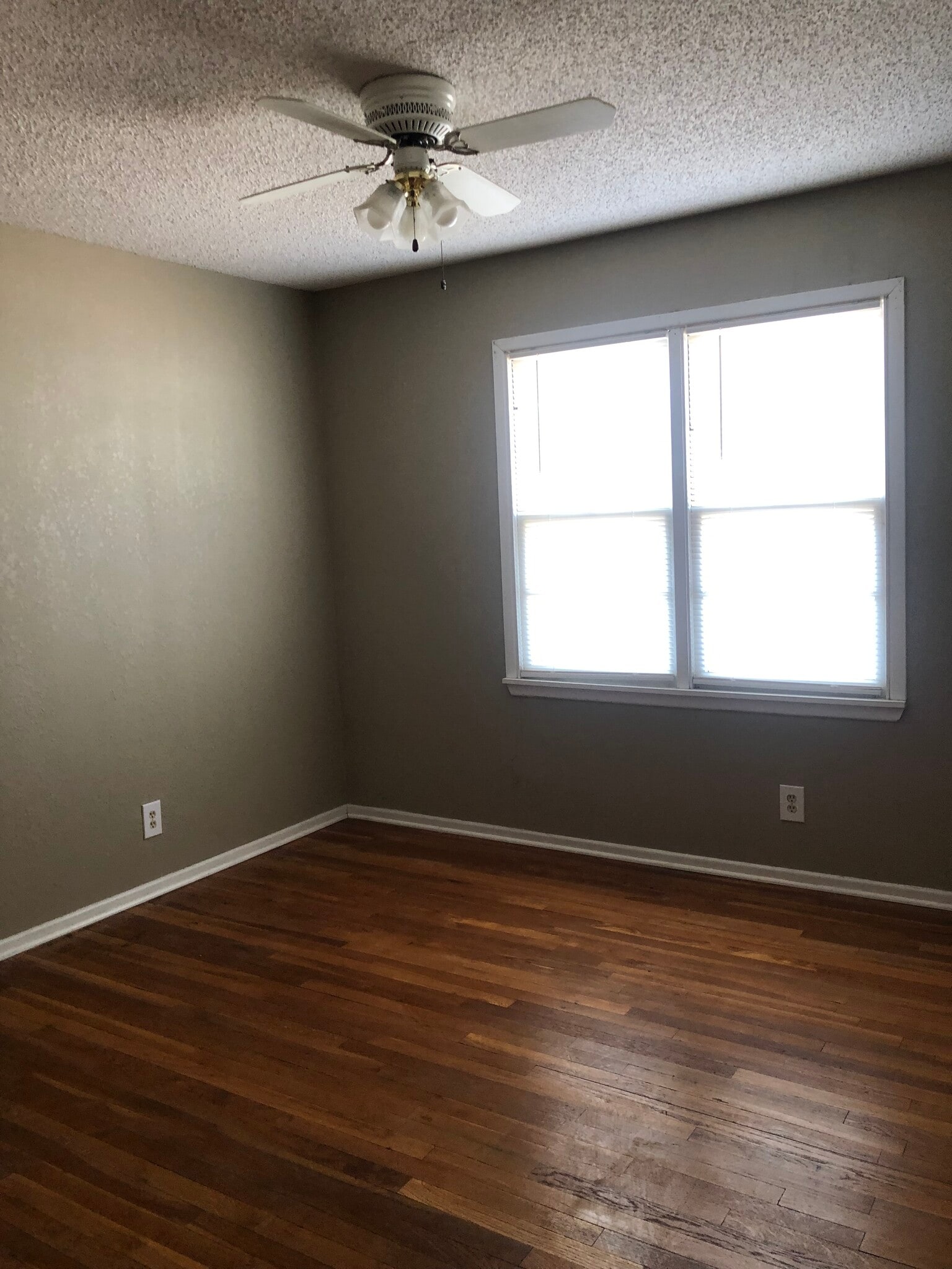 Bedroom - 205 Hickory St