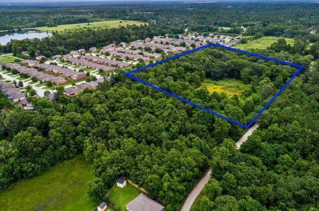Building Photo - 900 Springwood Dr