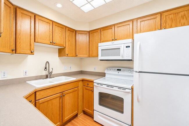 Building Photo - 1273 N 550 W
