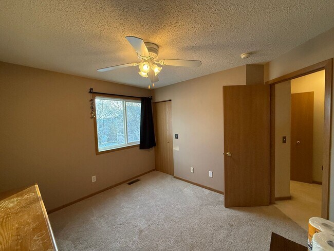 Building Photo - 15539 Float Ln