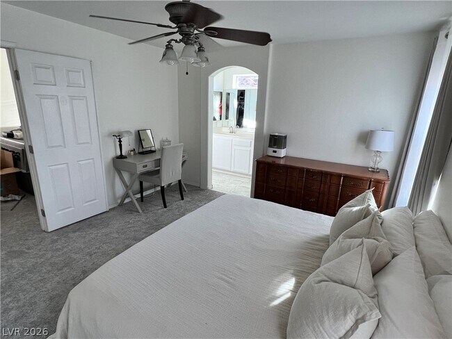 Building Photo - 8168 Finch Feather St