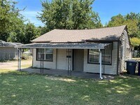 Building Photo - 1316 N Prairie Creek Rd