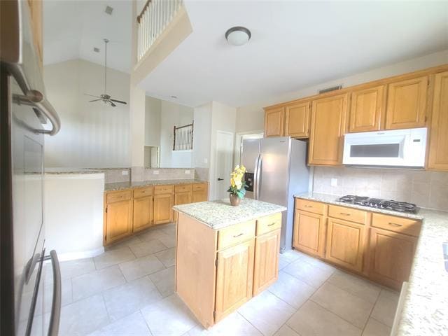 Building Photo - 7509 Avalon Dr