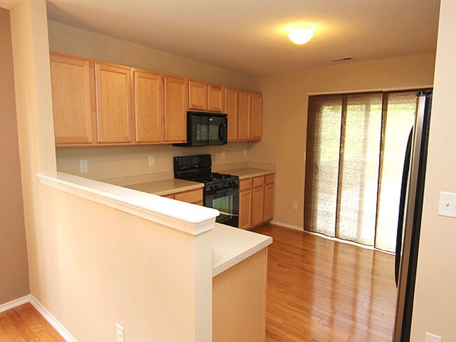 Building Photo - Spacious 3-Bedroom Home in Bradbury Commun...