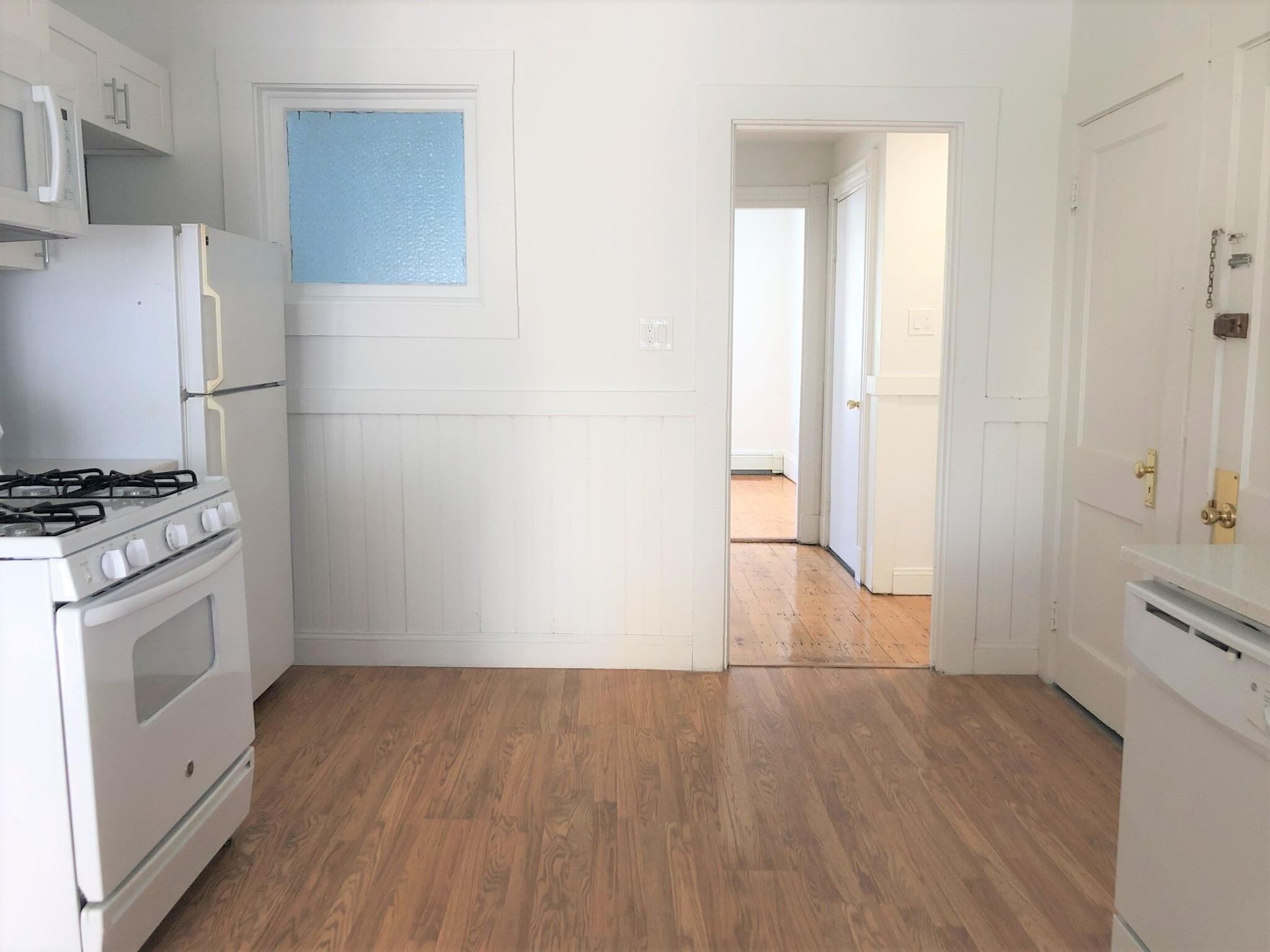 Building Photo - 56 Portsmouth St