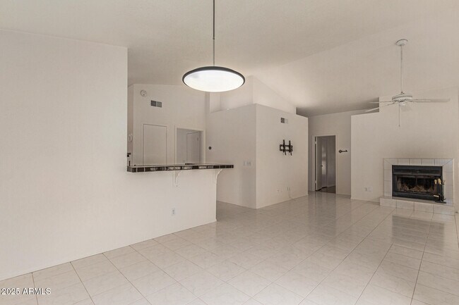 Building Photo - 4167 W Gail Dr