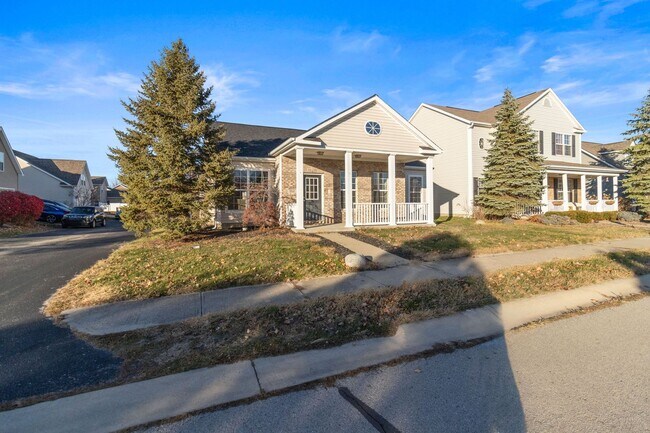 Building Photo - Beautiful home in the heart of Westfield!