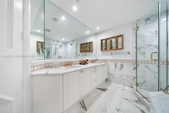 Building Photo - 10225 Collins Ave