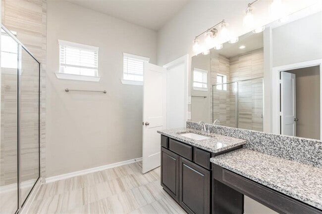Building Photo - 2511 Manor Valley Ct