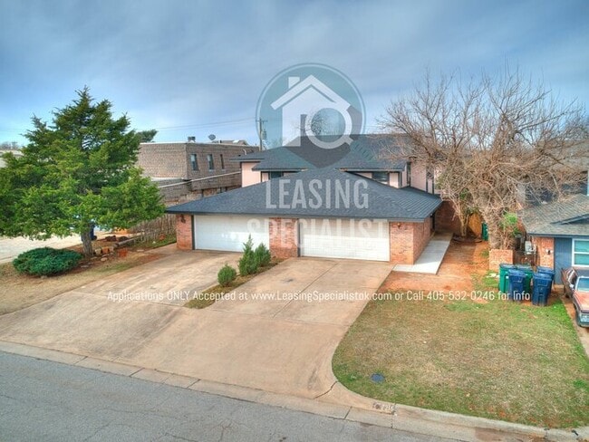 Building Photo - Spacious Updated 3 Bed 2 bath Home