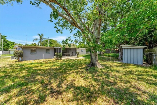 Building Photo - 11134 Harding Dr