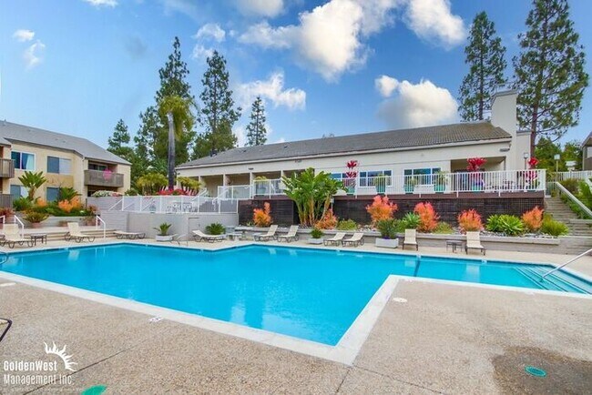 Building Photo - Charming 2Bdm 2Ba Condo in La Jolla