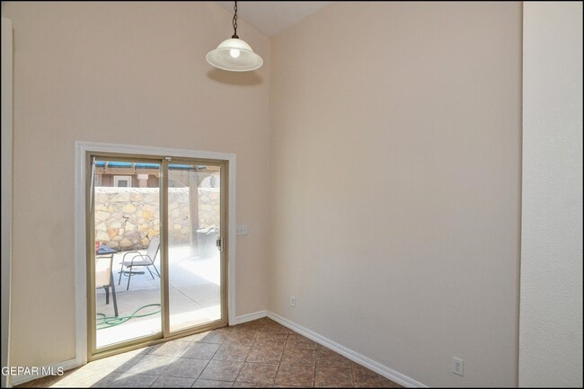 Building Photo - 2224 Honour Point Pl