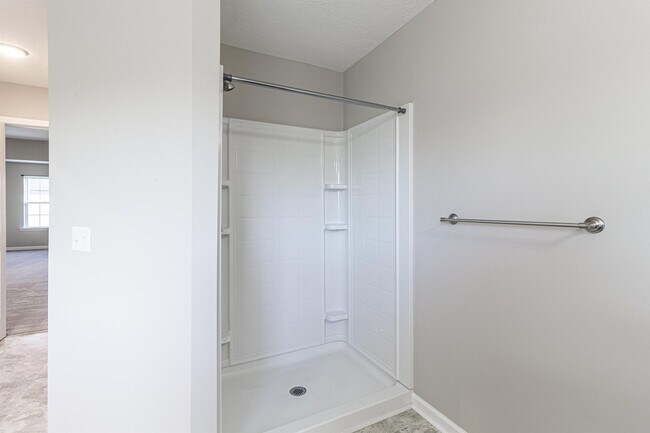 Building Photo - 1303 Windrow Dr