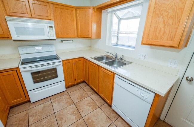 Building Photo - 1083 Desert Oak Pl