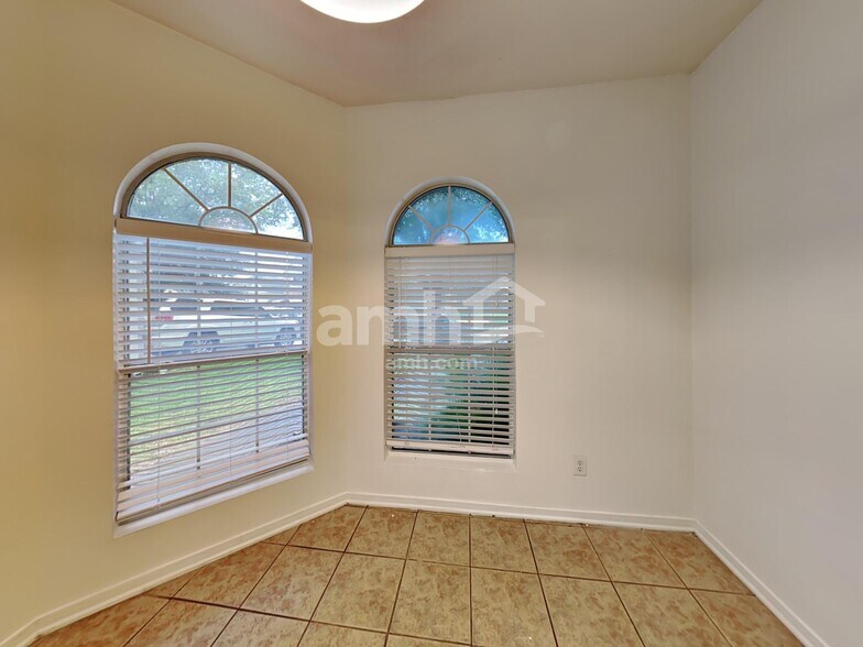 Building Photo - 18514 Inwood Elm Cir