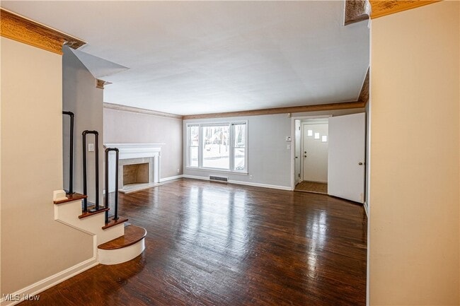 Building Photo - 23211 Fernwood Dr