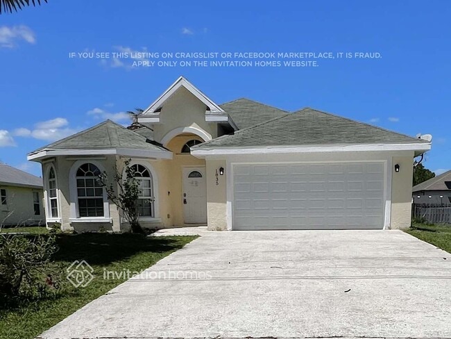 Building Photo - 1835 SW Dalmatian Ave