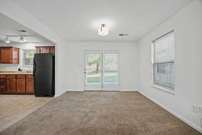 Building Photo - 2540 Sun Seeker Ct