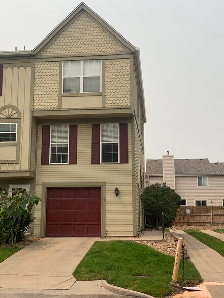 Primary Photo - 1811 S Quebec Way
