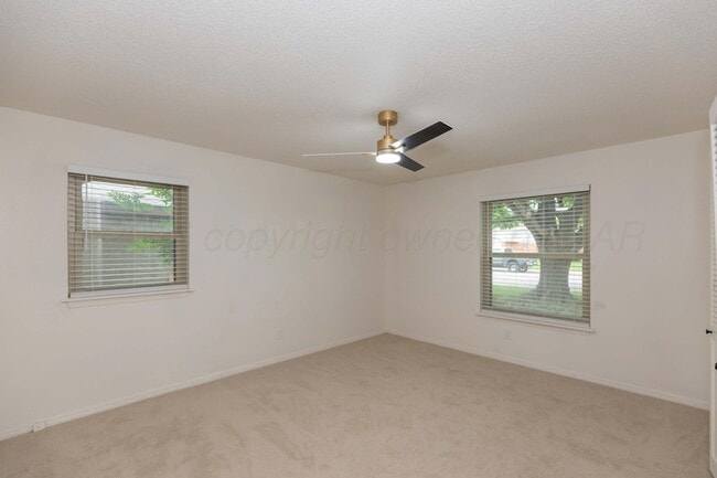 Building Photo - 3301 Palmetto Trail