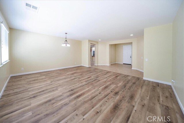 Building Photo - 38729 Clearbrook Dr