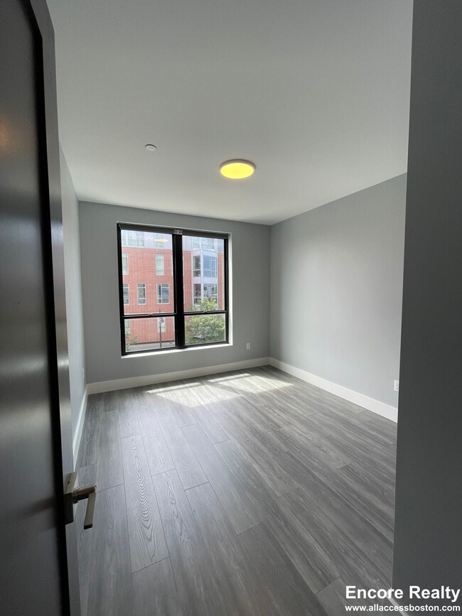 Building Photo - 365 Western Ave