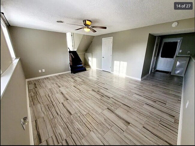 Building Photo - 3100 Able Pl