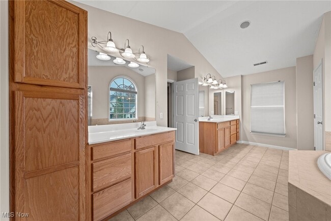 Building Photo - 7441 Scioto Ct