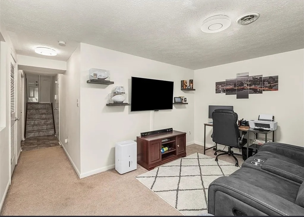 Building Photo - 417 Ten Point Ln