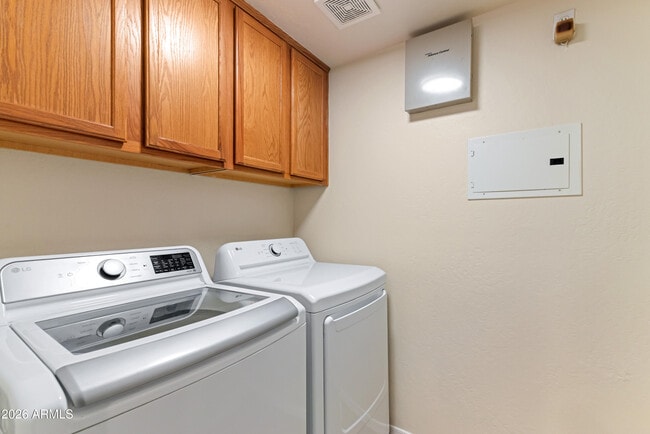 Building Photo - 11500 E Cochise Dr