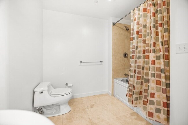 Building Photo - 51 Bow St