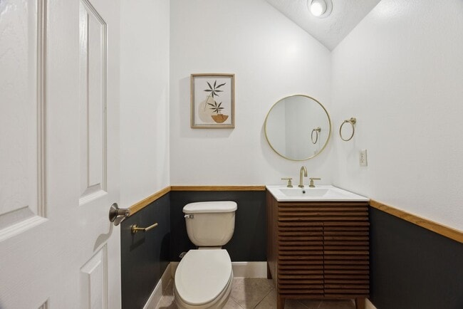 Building Photo - 6615 Redberry Glen Ln