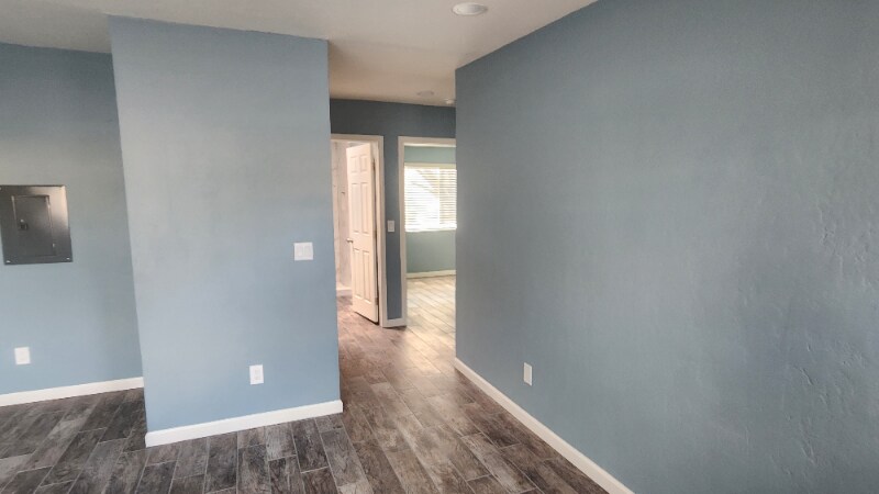 Building Photo - 3438 E Monte Vista Dr