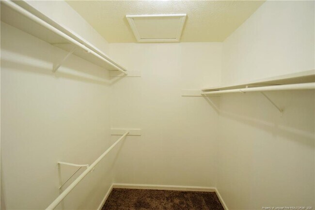 Building Photo - 2347 Rolling Hill Rd